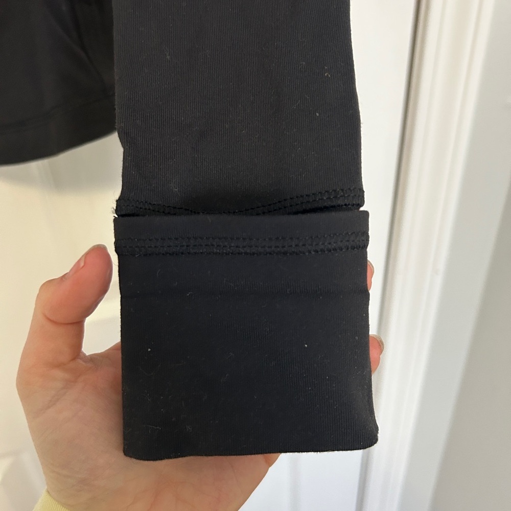 Lululemon Forme Jacket *Cuffins - Picture 9 of 9